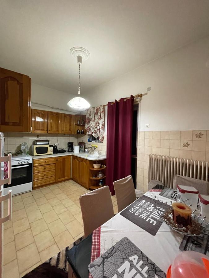 Karras' Home Volos Eksteriør billede